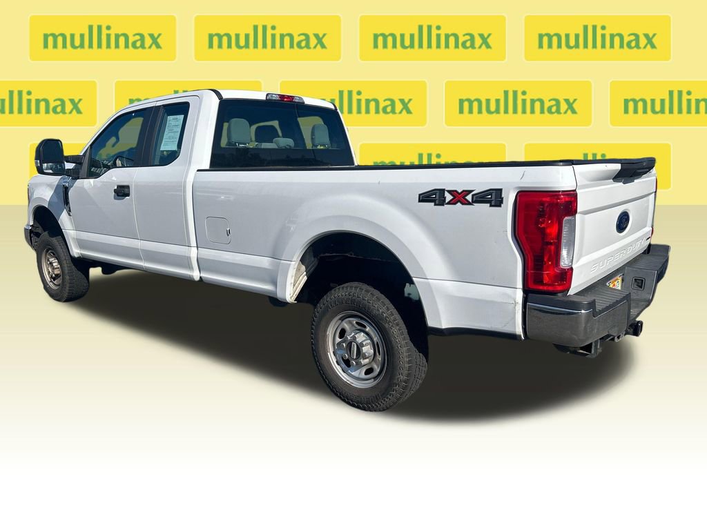 Used 2017 Ford F250 XL w/ Power Equipment Group AWD/4WD image 10