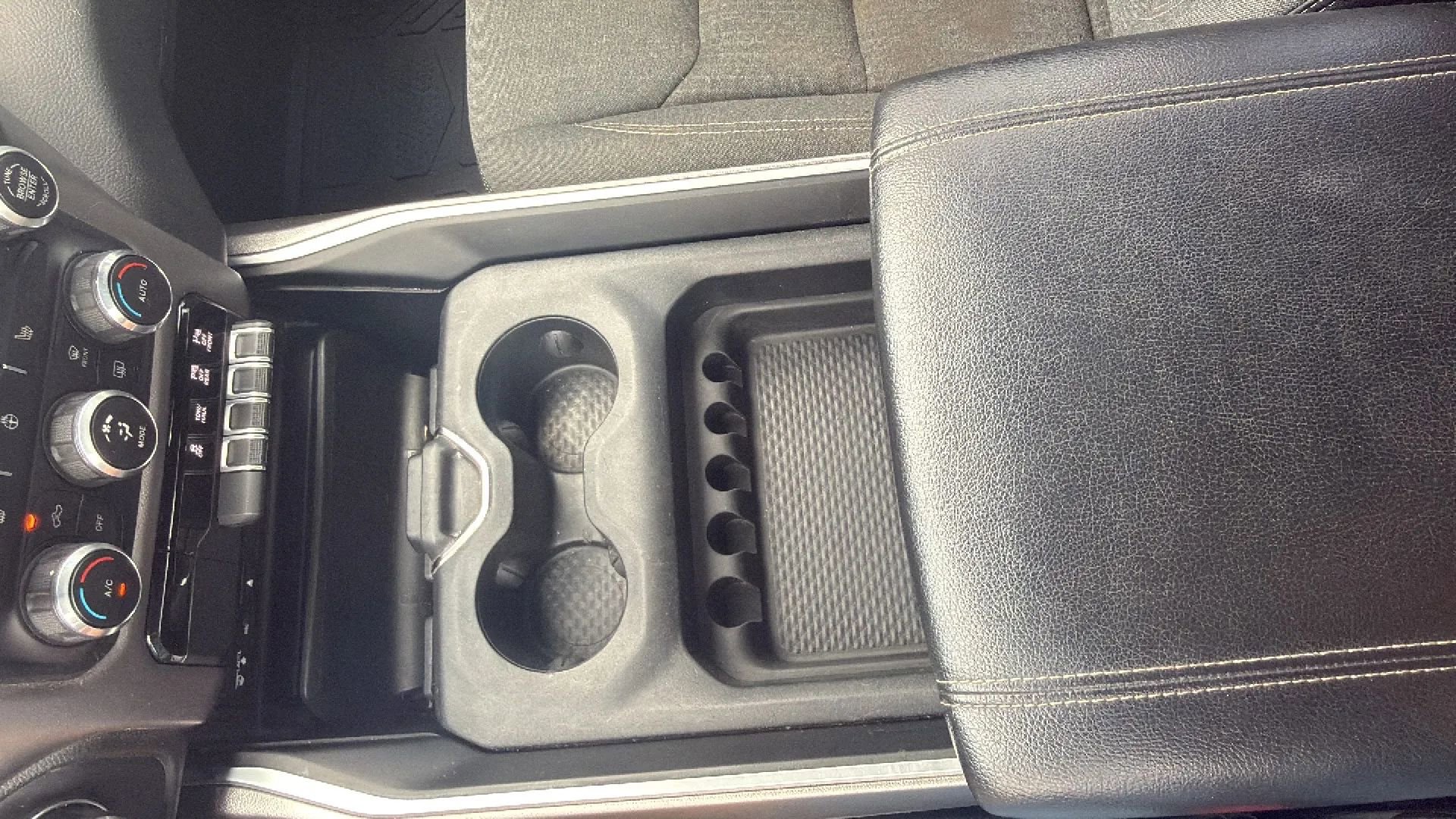 Used 2019 RAM 1500 Big Horn AWD/4WD image 18