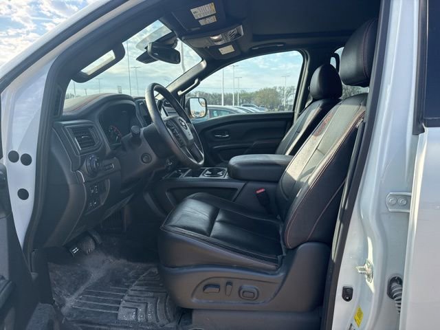 Used 2021 Nissan Titan PRO-4X w/ Pro-4x Convenience Package image 10