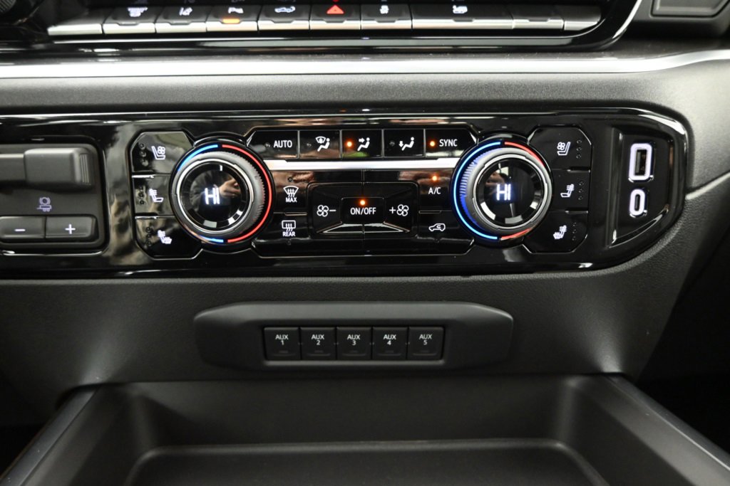 New 2026 Chevrolet Silverado 3500 High Country w/ High Country Premium Package image 28