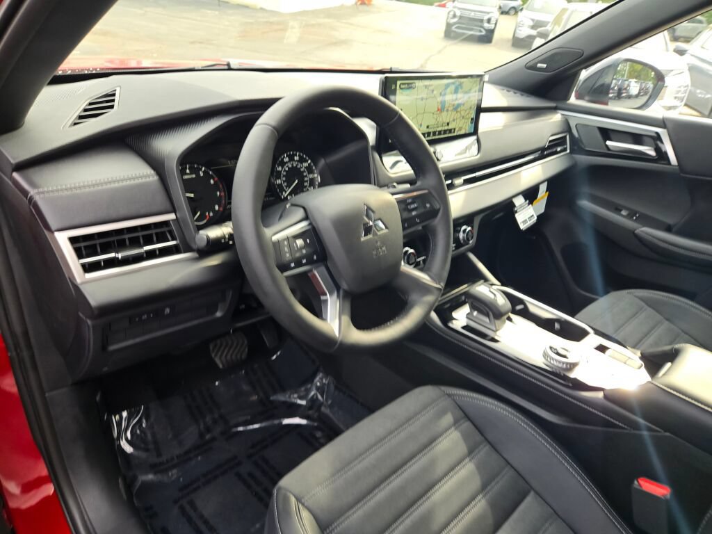 New 2027 Mitsubishi Outlander LE AWD/4WD image 17