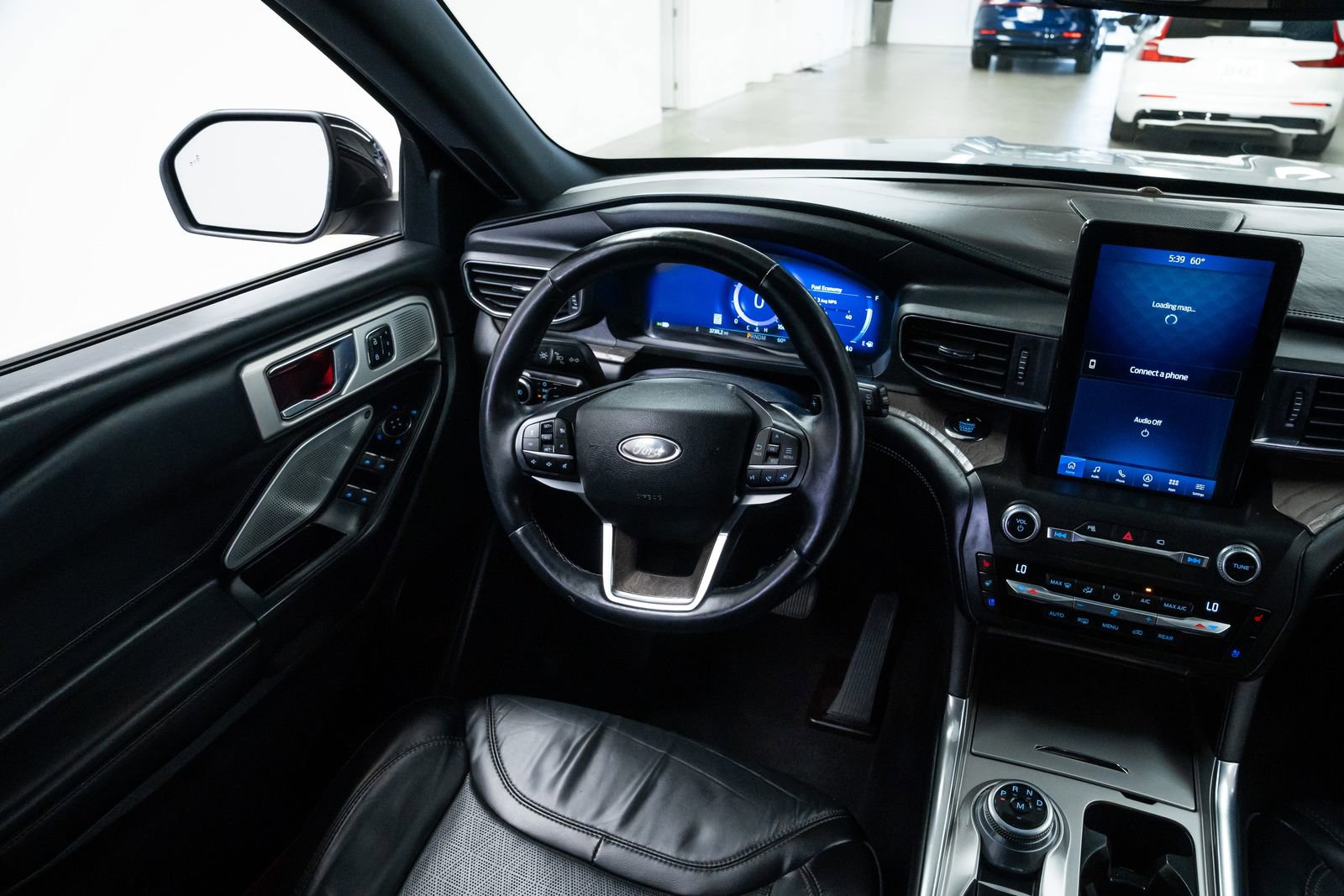 Used 2020 Ford Explorer Platinum w/ Premium Technology Package image 10