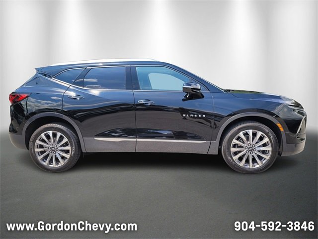 Used 2025 Chevrolet Blazer Premier w/ Driver Confidence II Package image 7