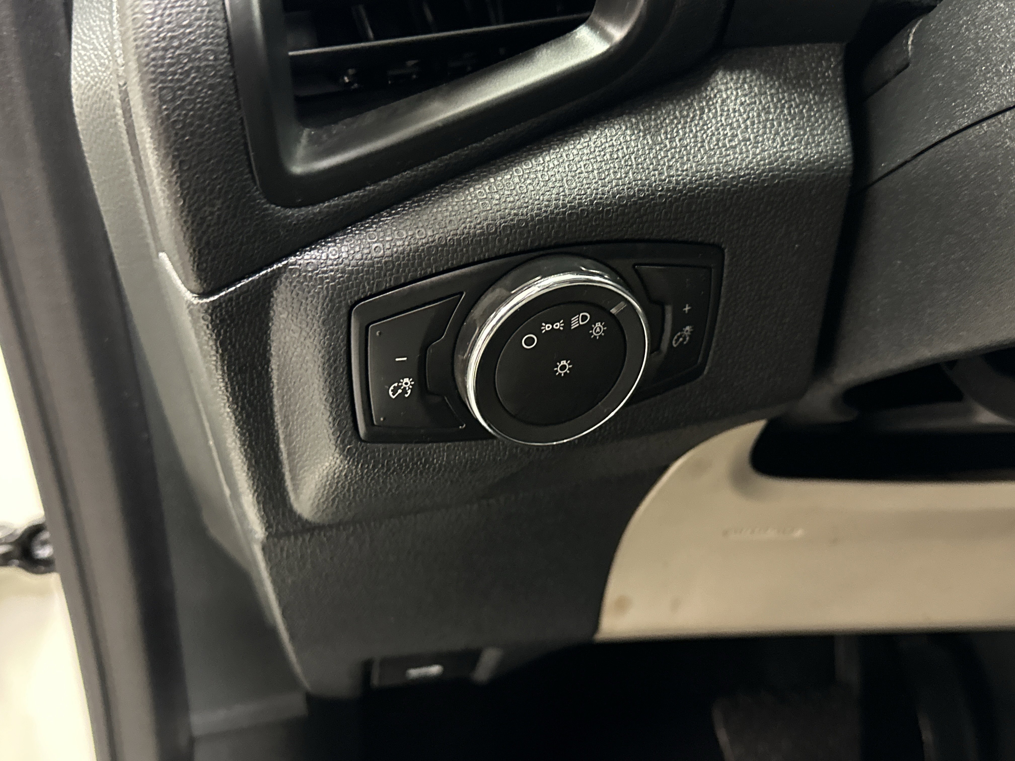 Certified 2021 Ford EcoSport S image 20