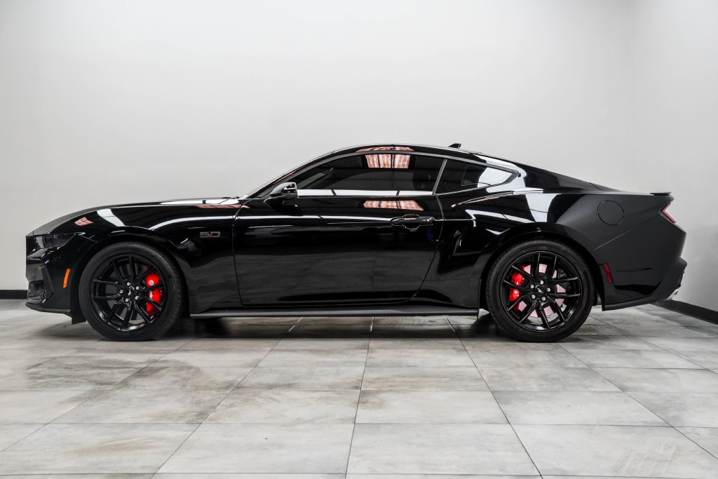 Used 2026 Ford Mustang GT Premium RWD image 11