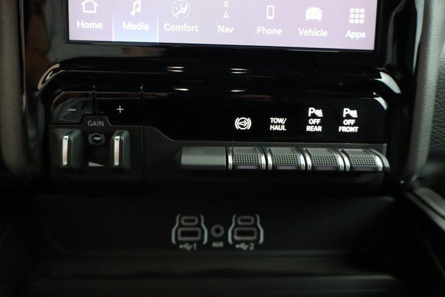 Used 2025 RAM 2500 Laramie image 28