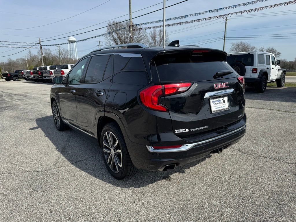 Used 2018 GMC Terrain Denali w/ Advanced Safety Package image 3