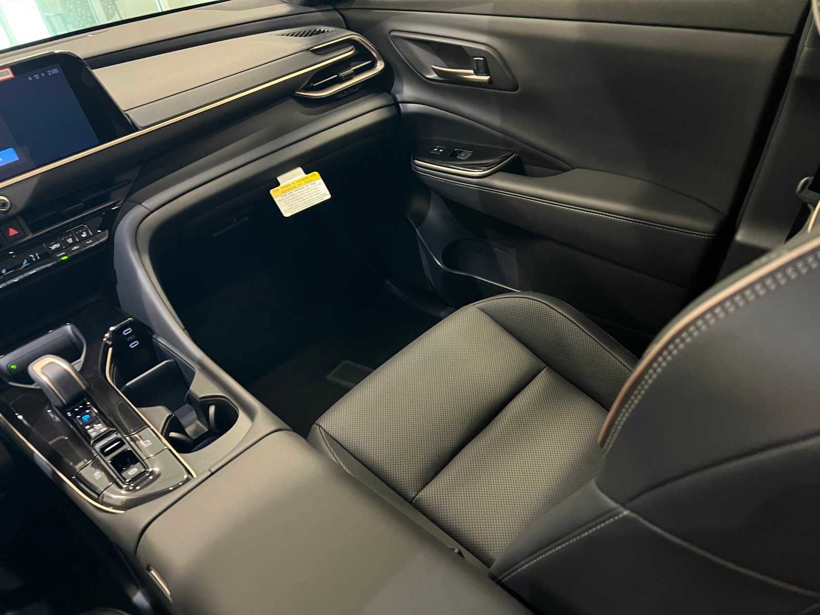 New 2026 Toyota Crown Platinum image 11