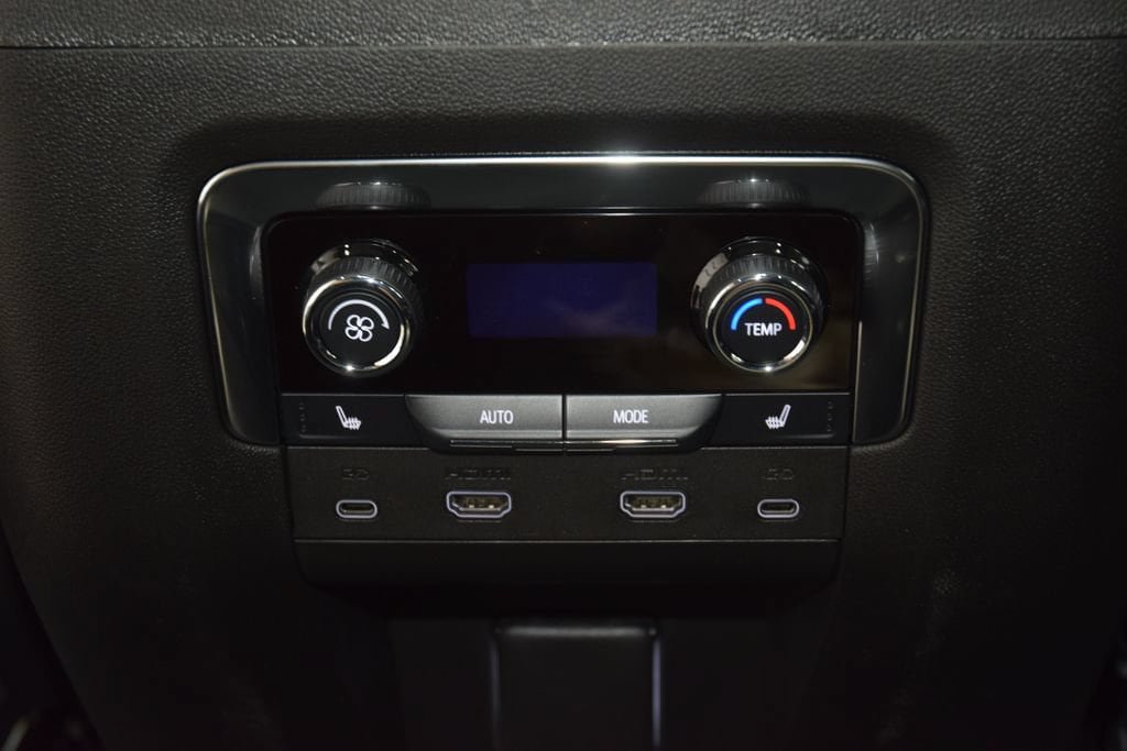 New 2026 Chevrolet Suburban Premier AWD/4WD image 45