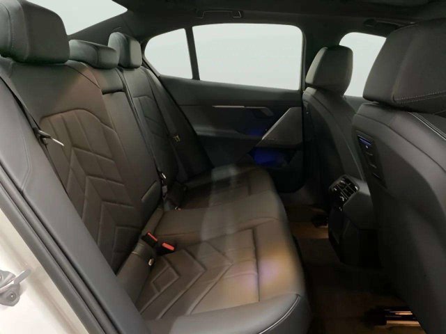 Used 2026 BMW 530i RWD image 23
