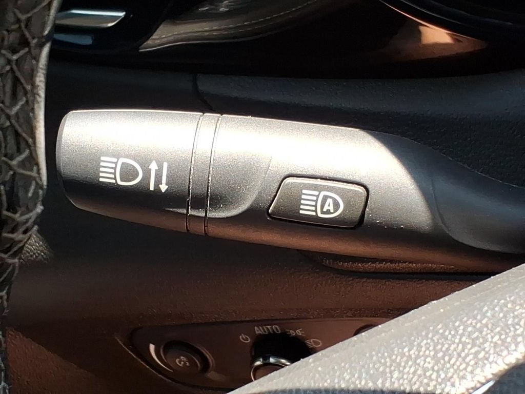 Used 2023 Buick Encore GX Preferred w/ Cold Weather Comfort Package AWD/4WD image 25