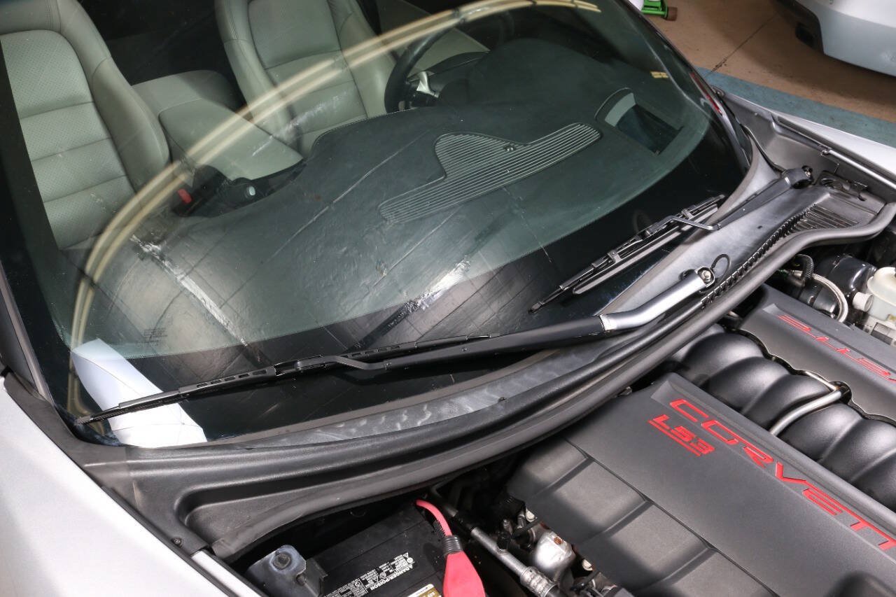Used 2011 Chevrolet Corvette Grand Sport w/ Preferred Equipment Group RWD image 16