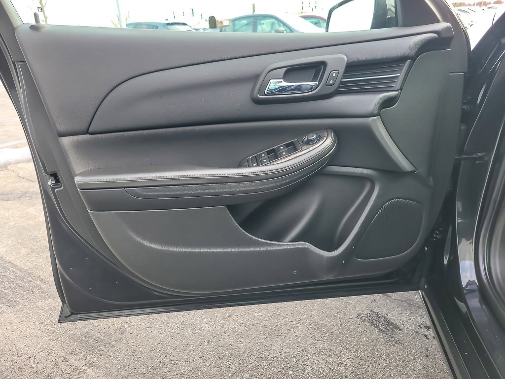 Used 2015 Chevrolet Malibu LT w/ Power Convenience Package image 14