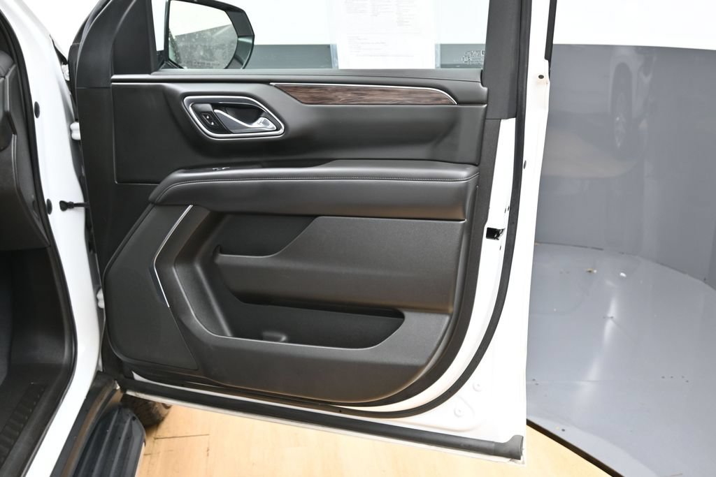 Used 2021 Chevrolet Tahoe LS AWD/4WD image 38
