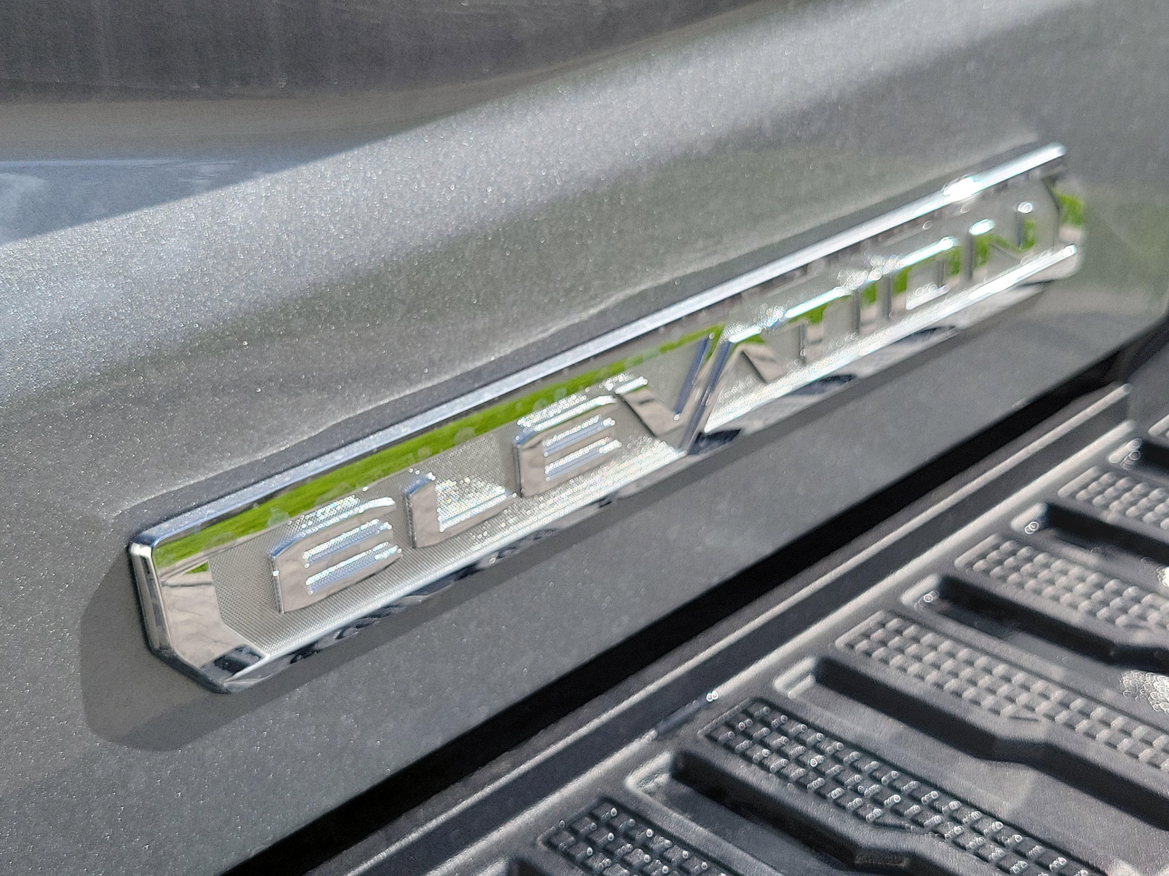 New 2026 GMC Sierra 1500 Elevation image 7