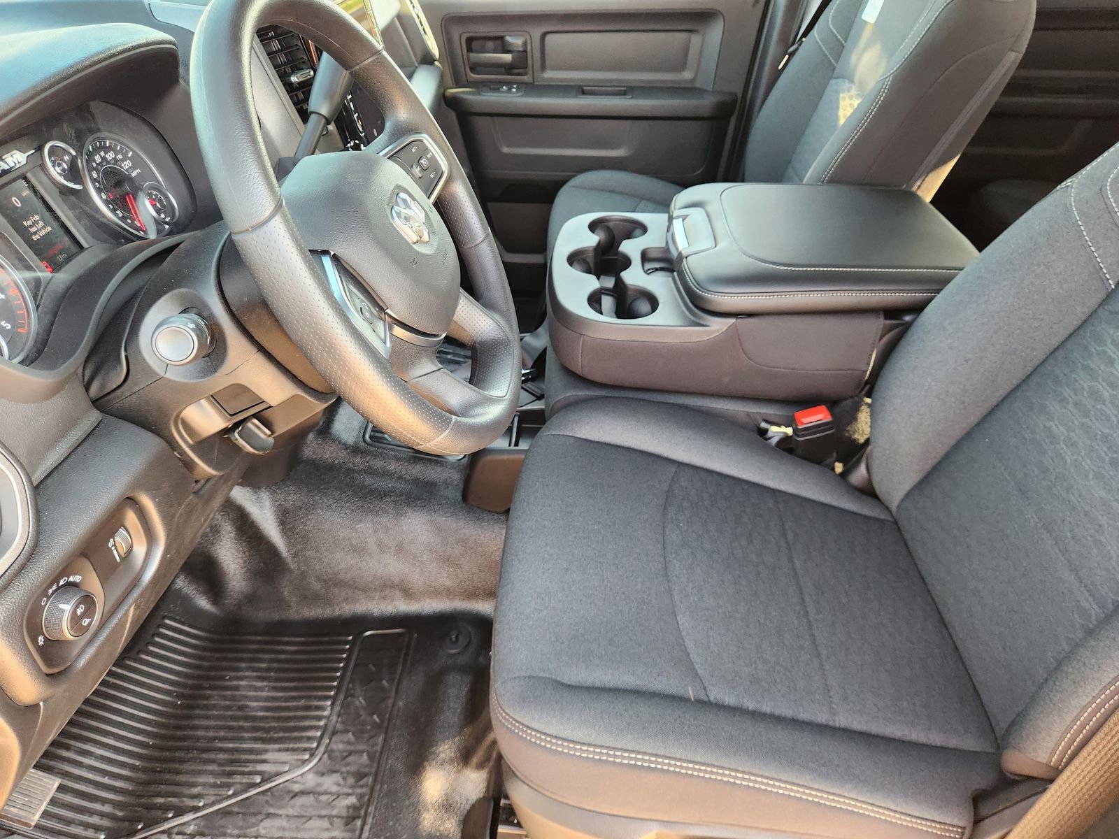 New 2026 RAM 3500 Tradesman AWD/4WD image 12