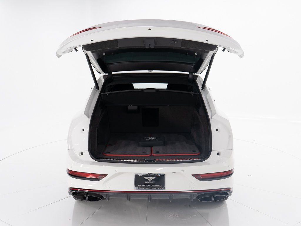 Certified 2025 Bentley Bentayga image 46