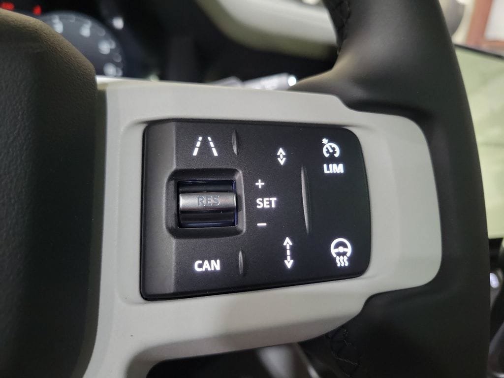 New 2026 Land Rover Defender 110 S AWD/4WD image 16