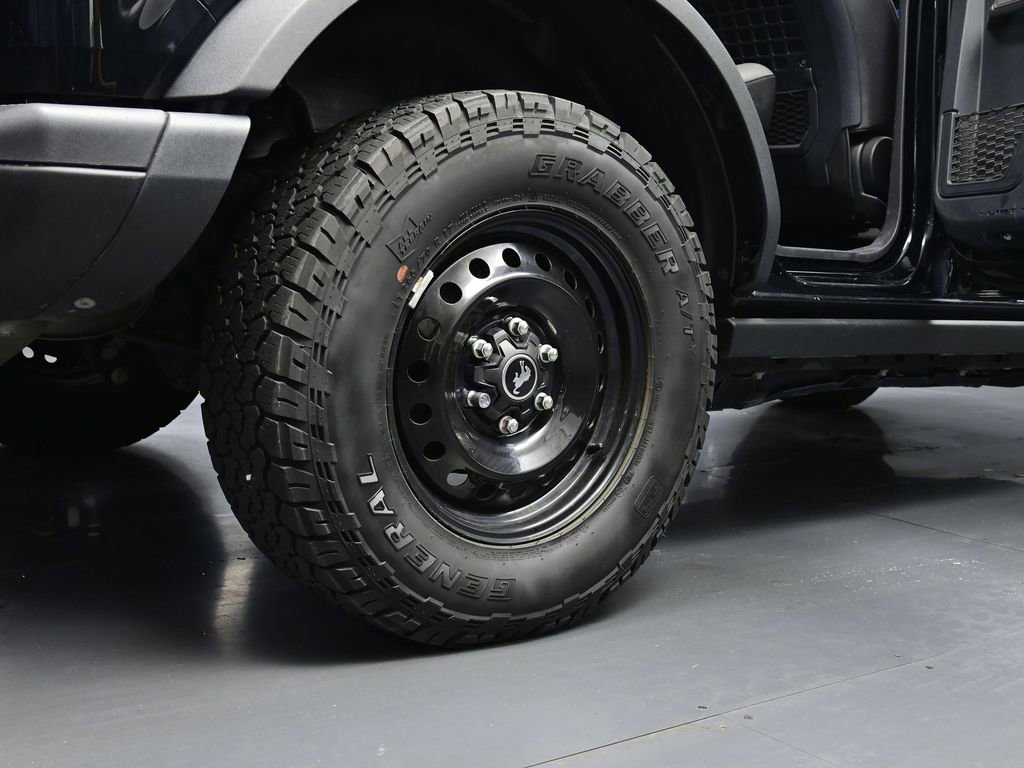 Used 2023 Ford Bronco Black Diamond image 28