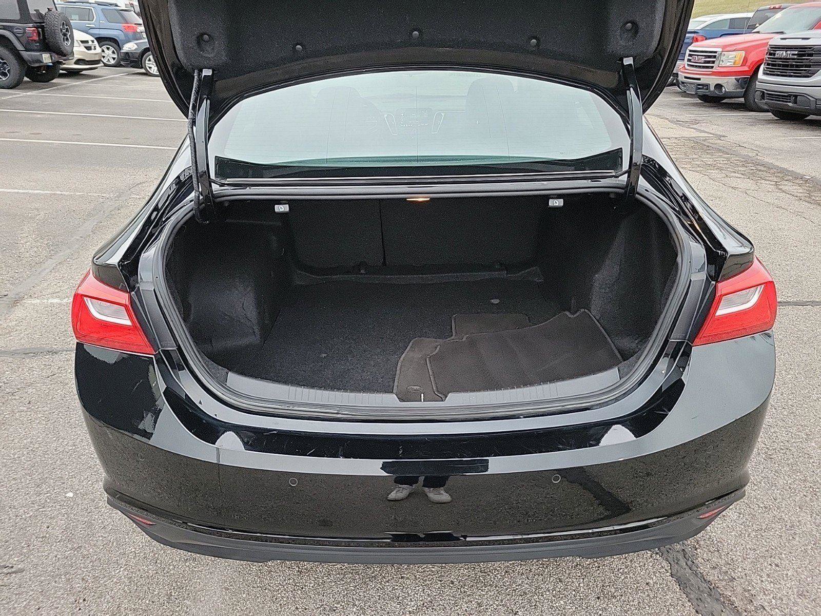 Used 2024 Chevrolet Malibu LT image 7