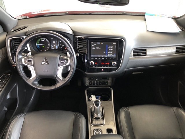 Used 2020 Mitsubishi Outlander SEL image 39