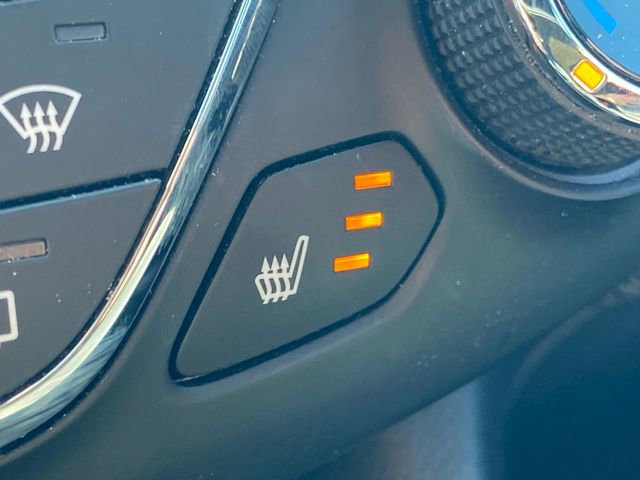 Used 2018 Chevrolet Cruze LT w/ Convenience Package FWD image 30