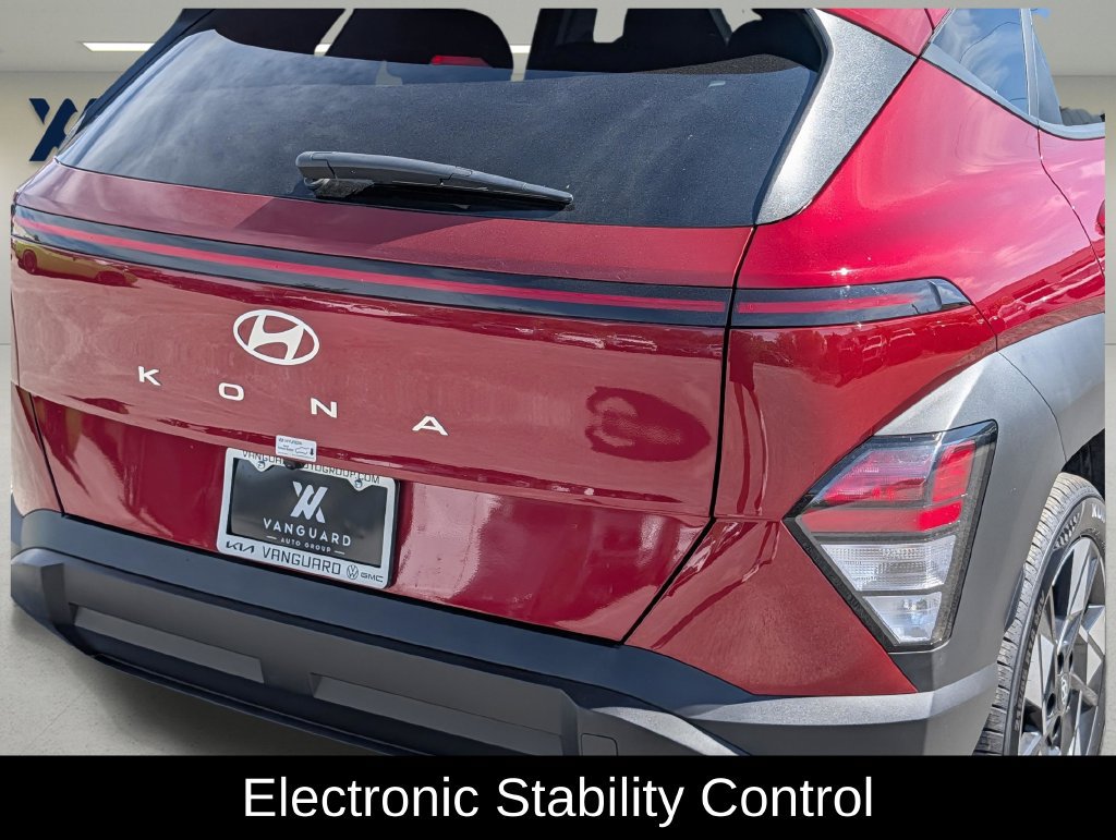 Used 2025 Hyundai Kona SEL FWD image 7