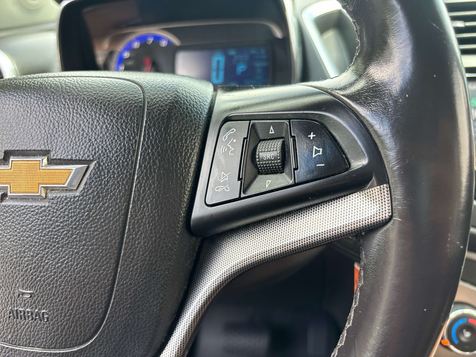 Used 2016 Chevrolet Trax LTZ w/ Midnight Edition AWD/4WD image 18