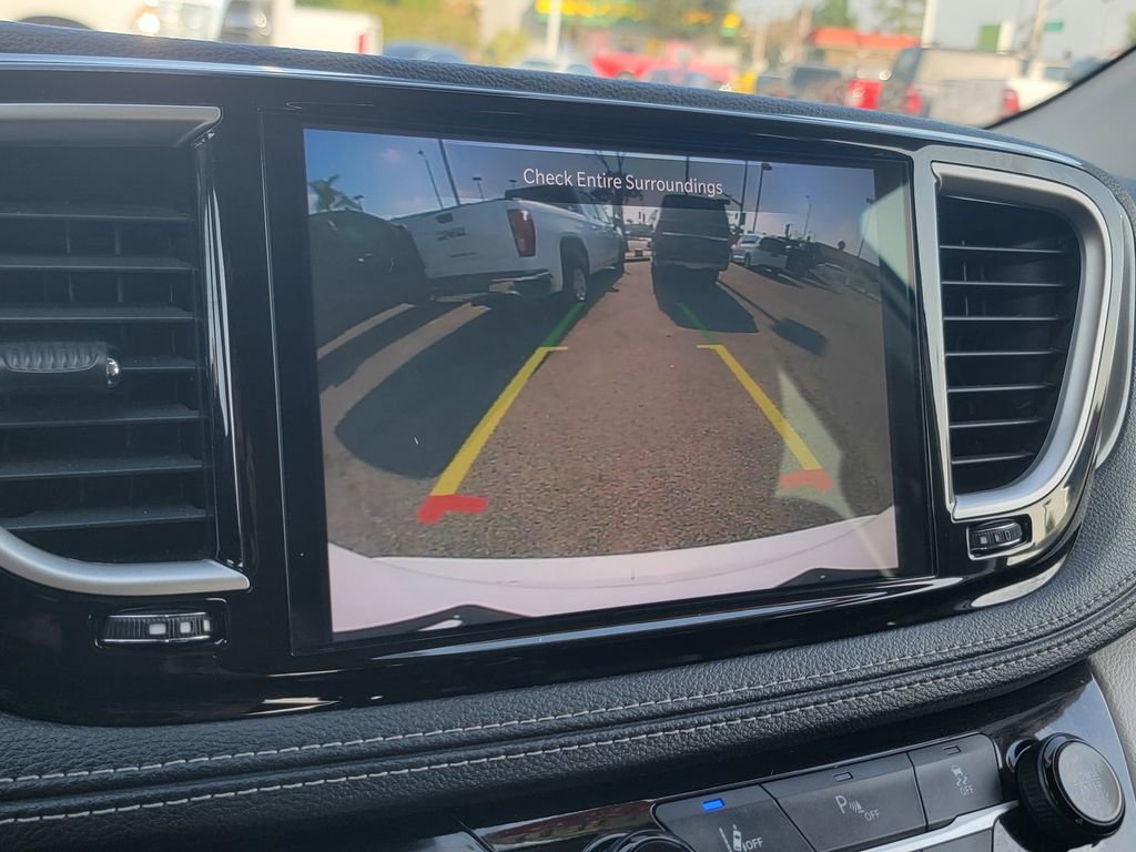 Certified 2023 Chrysler Pacifica Touring-L image 27