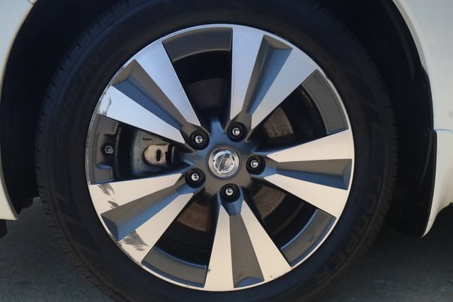 Used 2015 Nissan Leaf SL w/ Premium Package FWD image 8