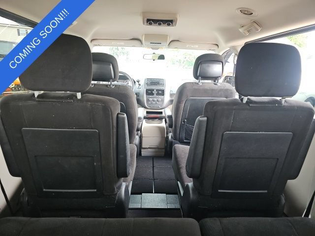Used 2013 Dodge Grand Caravan SXT FWD image 6