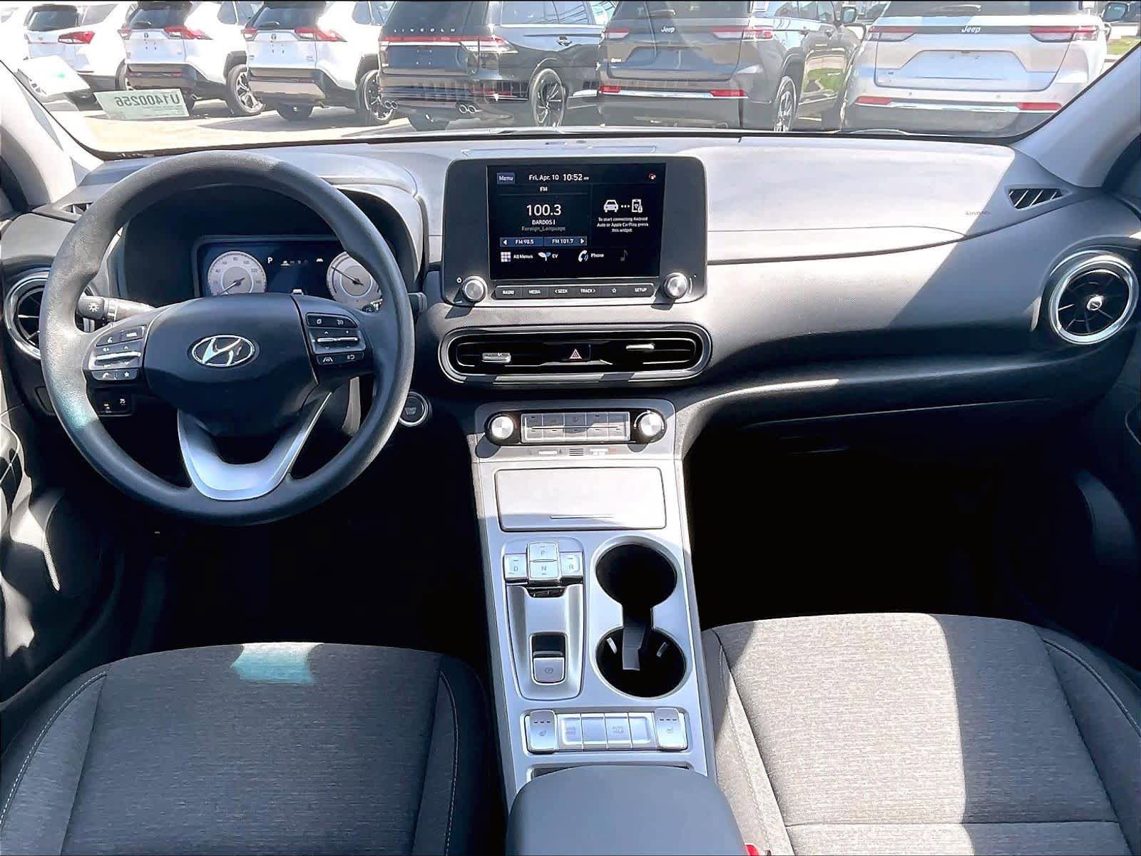 Used 2023 Hyundai Kona SE w/ Cargo Package FWD image 21