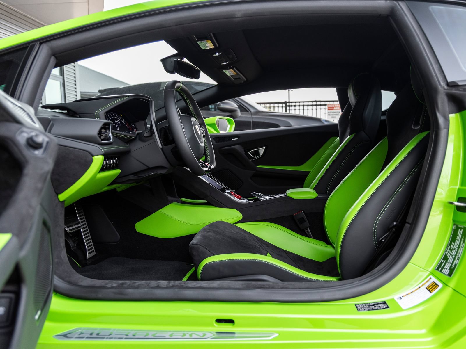 Used 2023 Lamborghini Huracan Tecnica RWD image 26