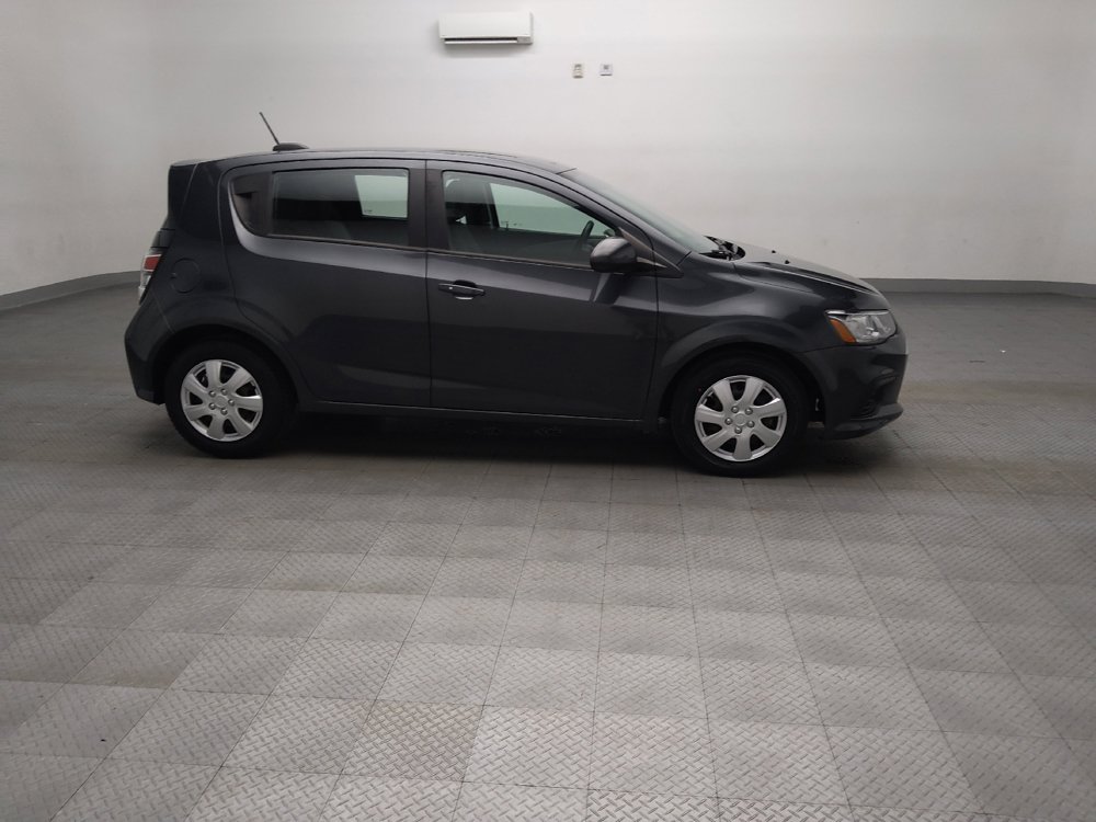 Used 2020 Chevrolet Sonic LT FWD image 11