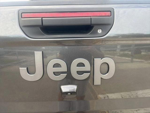 Certified 2021 Jeep Gladiator Sport w/ Quick Order Package 24Q 80Th AWD/4WD image 32