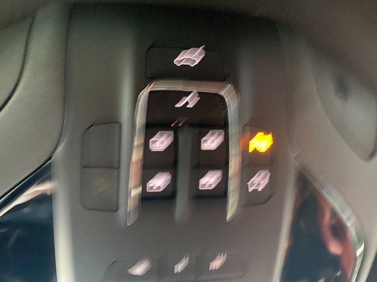 Used 2018 Maserati Levante GranSport image 18