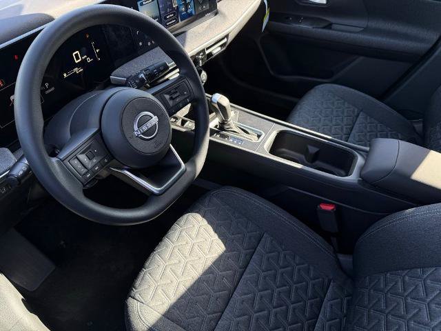 New 2026 Nissan Kicks SV w/ SV Premium Package FWD image 16