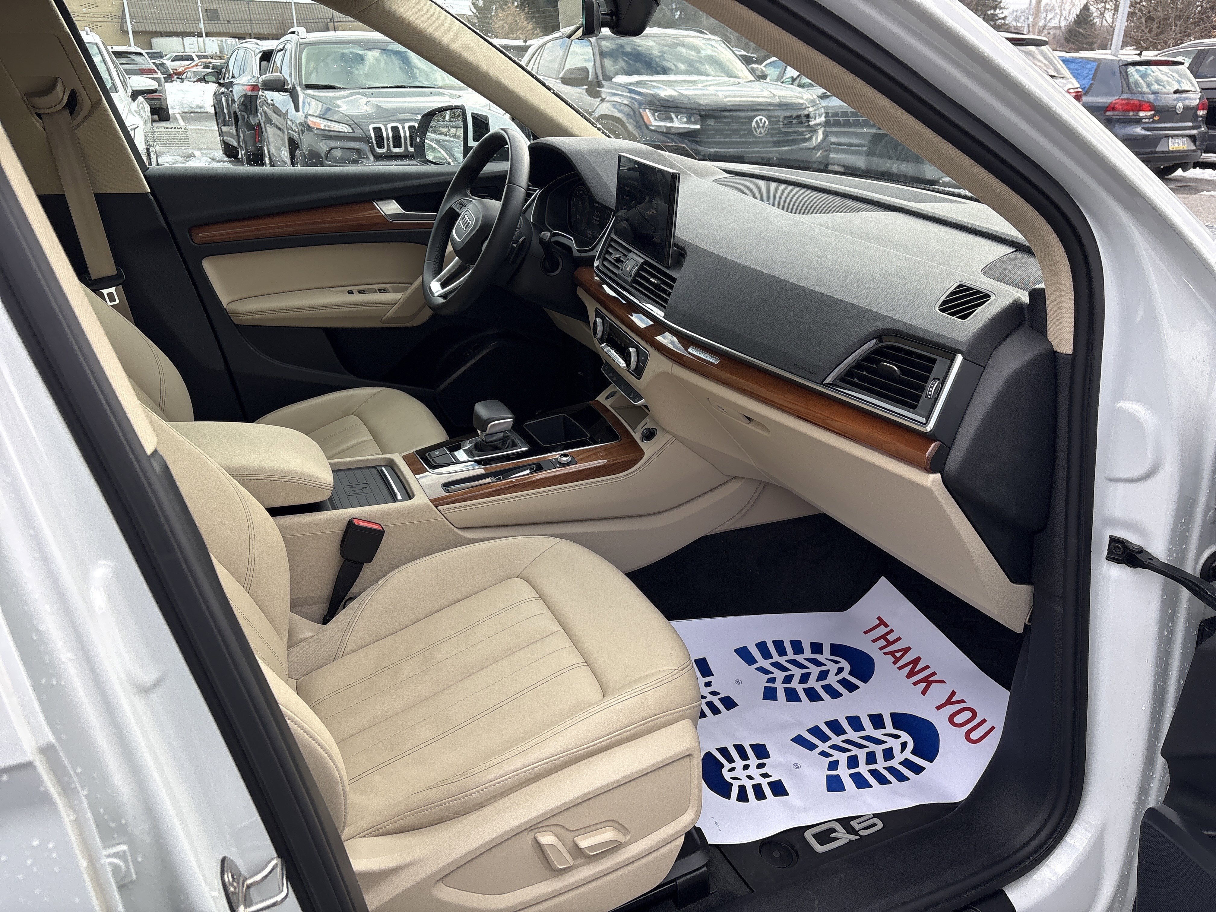 Used 2021 Audi Q5 Premium Plus w/ Premium Plus Package image 32