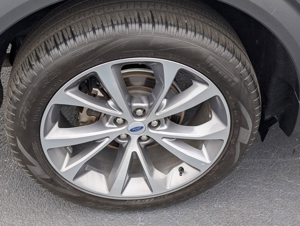 Used 2025 Ford Explorer Platinum w/ Ultimate Package image 27