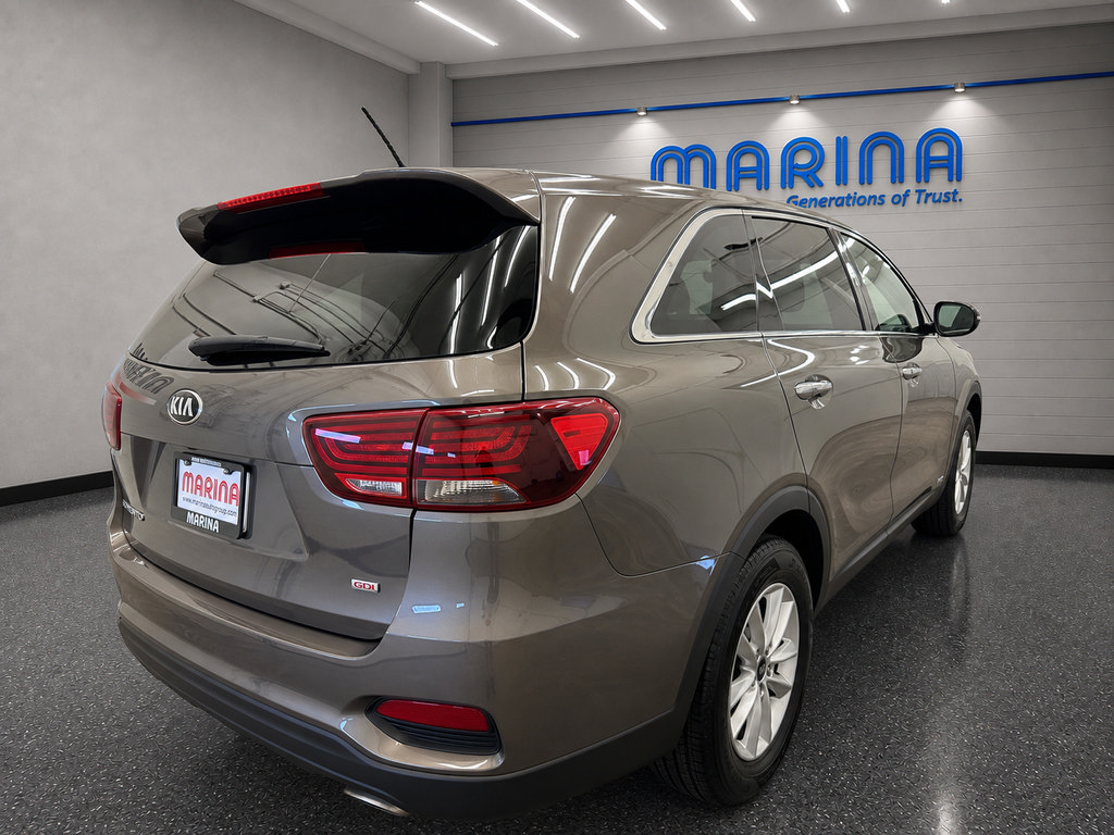 Used 2019 Kia Sorento AWD image 12