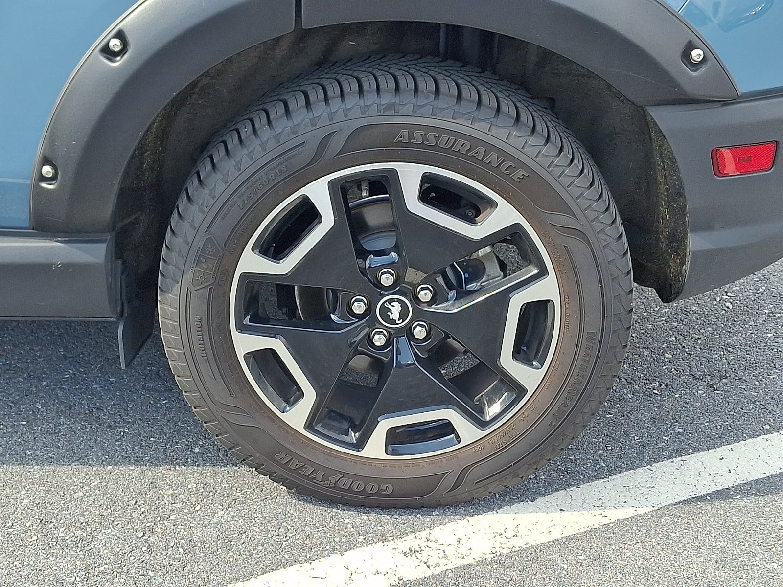 Used 2022 Ford Bronco Sport Outer Banks w/ Tech Package AWD/4WD image 8