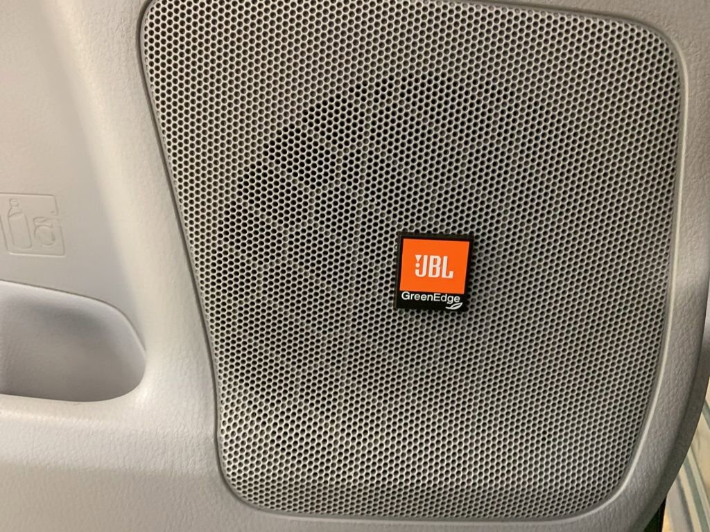 Used 2015 Toyota Highlander Limited image 41