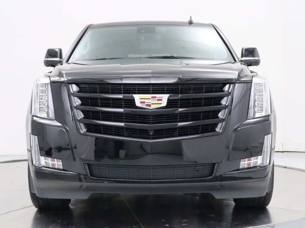 Used 2020 Cadillac Escalade Luxury w/ Escalade Sport Edition RWD image 8