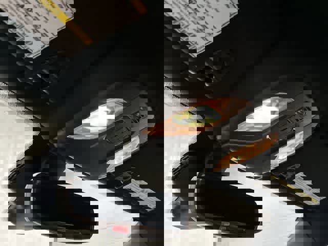 Used 2025 Jeep Compass Limited image 21