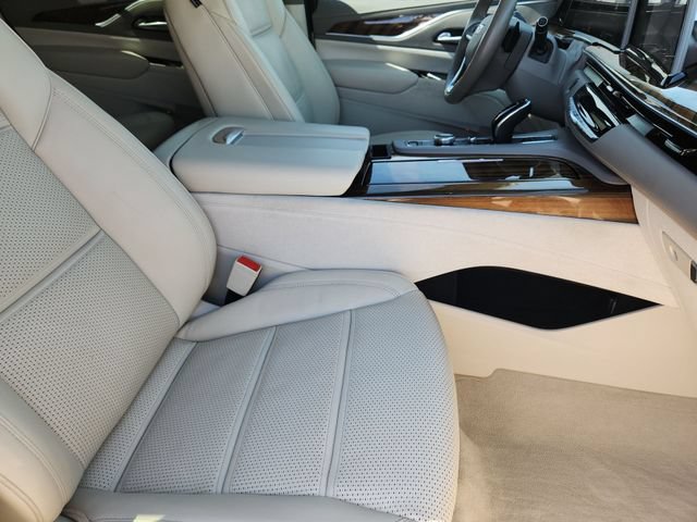 Used 2022 Cadillac Escalade Sport Platinum AWD/4WD image 22