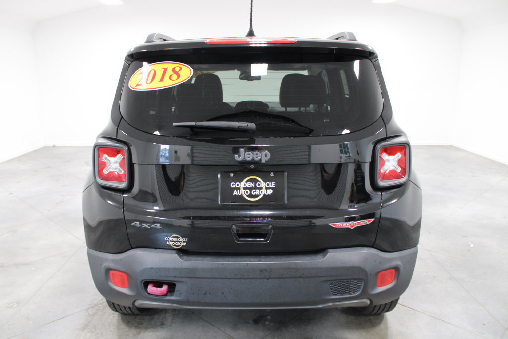 Used 2018 Jeep Renegade Trailhawk AWD/4WD image 8