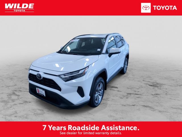 Certified 2023 Toyota RAV4 XLE w/ Convenience Package image 5