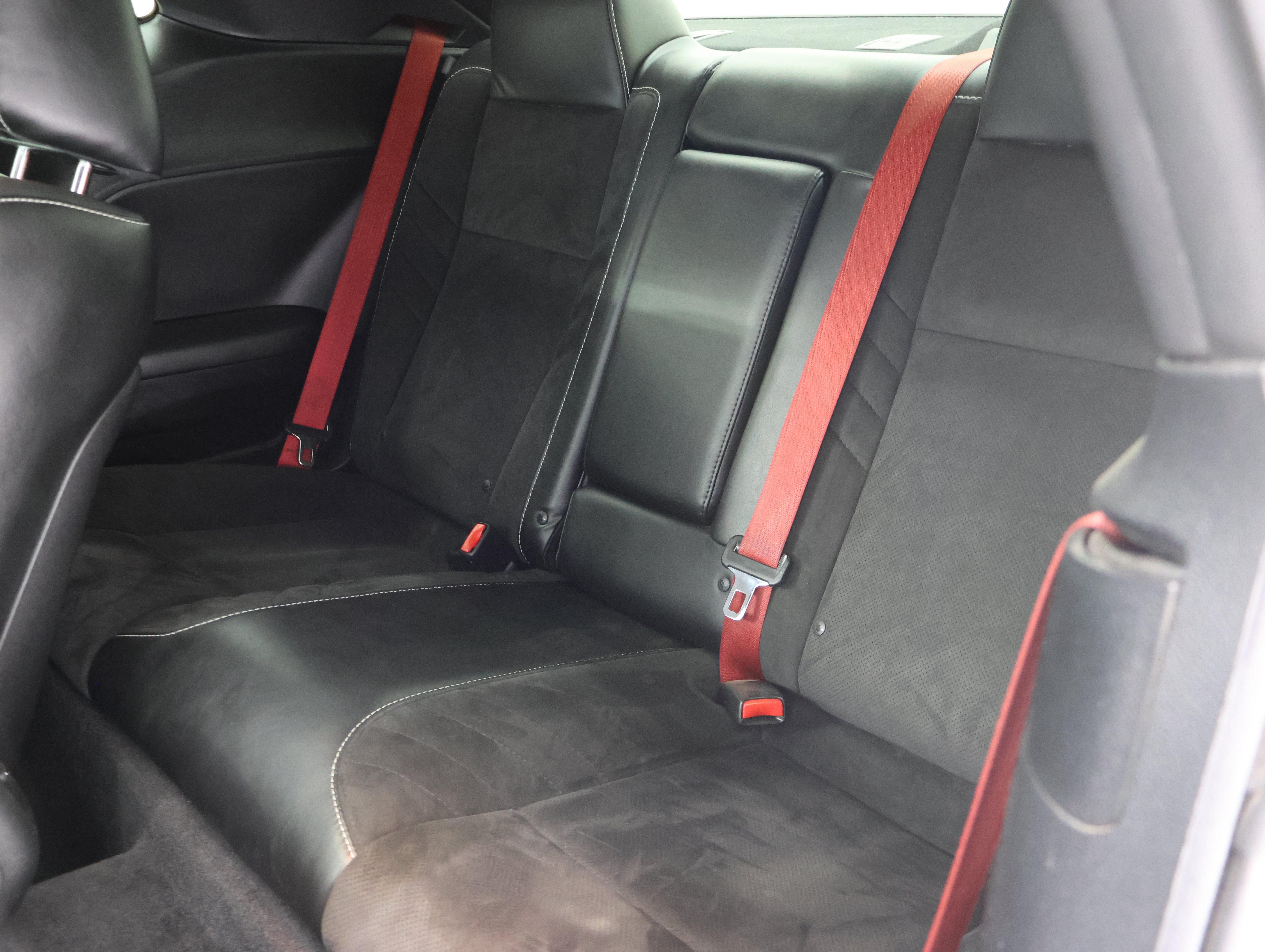 Used 2017 Dodge Challenger SRT Hellcat RWD image 9