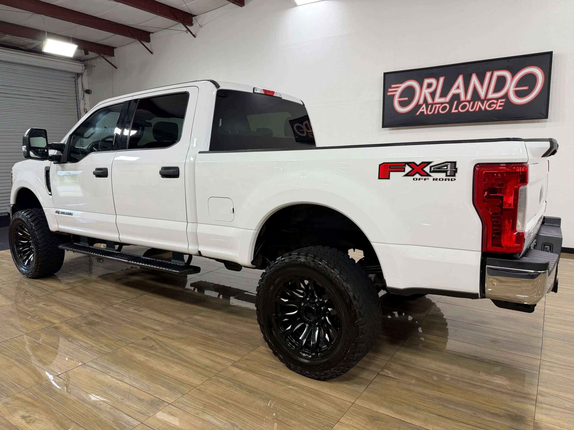 Used 2019 Ford F250 XLT AWD/4WD image 9