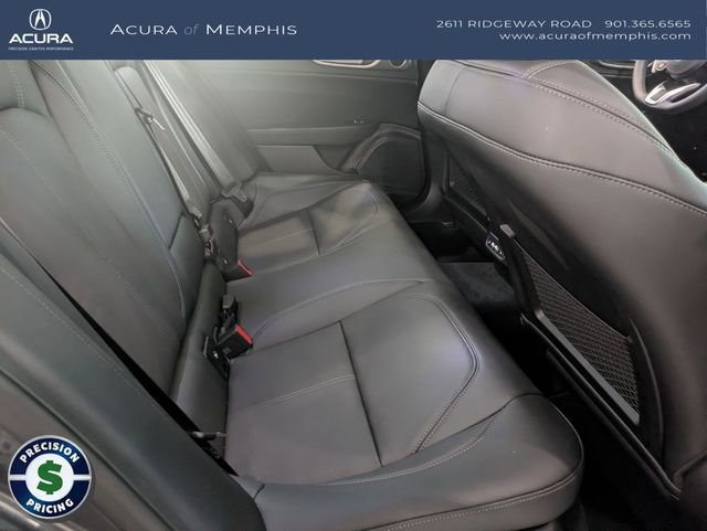 Used 2025 Alfa Romeo Giulia AWD w/ Driving Assist Package image 28